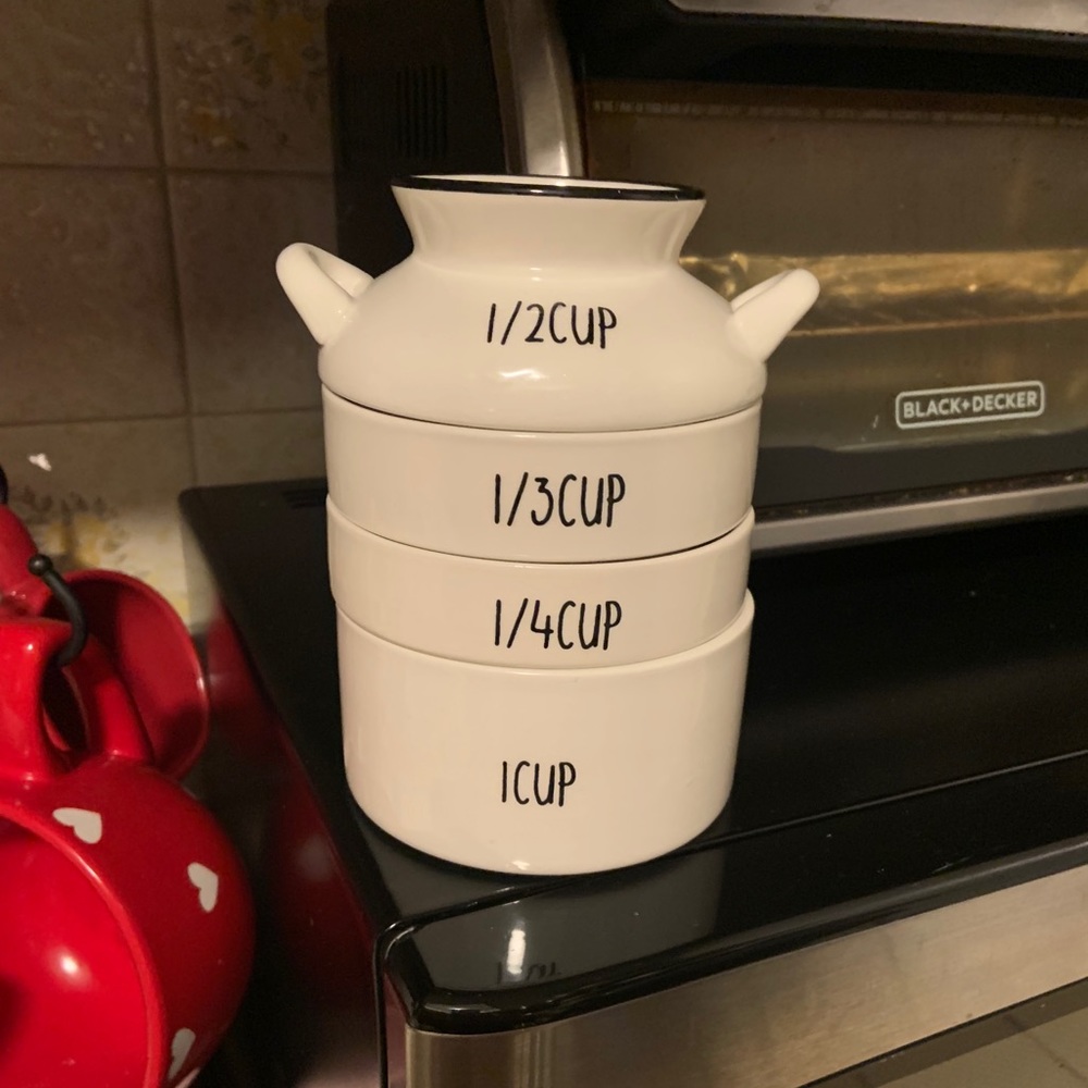 Farmhouse measuring cups